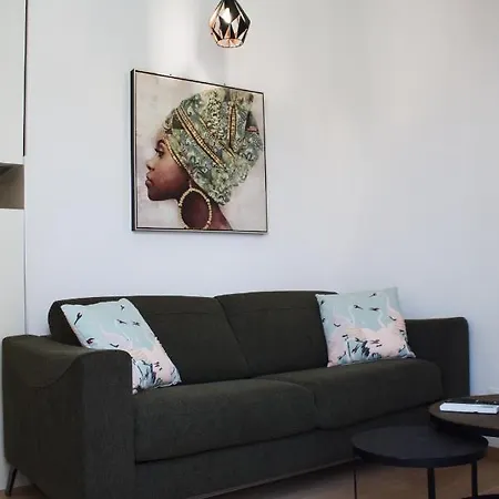Daire Cozy Seaside Apartment With Private Pool & Terrace Split