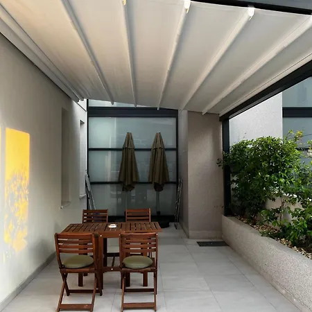 Cozy Seaside Apartment With Private Pool & Terrace * Split